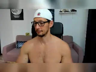 Xlovecam Live Sex of BrutusK