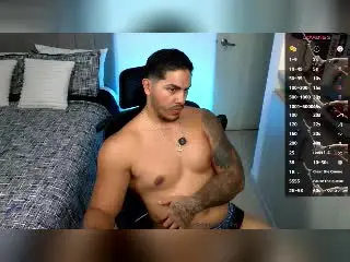Xlovecam Sex Chat of OwenPierce