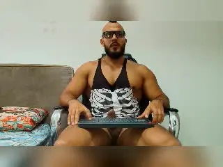 Xlovecam Sex Cam of TitanMax