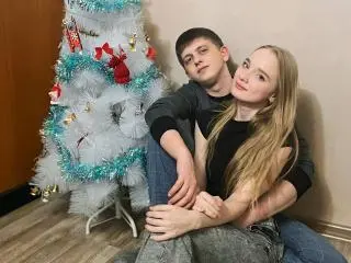 Xlovecam Sex Cam of ShawtyMiaAndJack