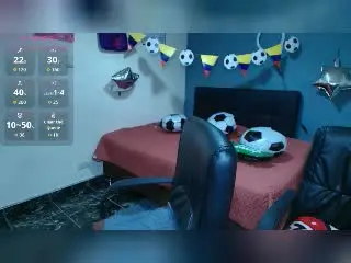 Xlovecam Adult Webcam of JazminYRyan