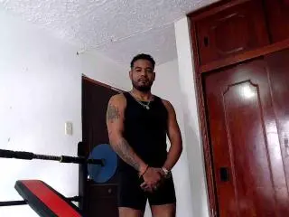 Xlovecam Live Sex Cam of BladeFire